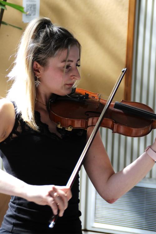 Anna Magdalena Ambros (Violine I)
