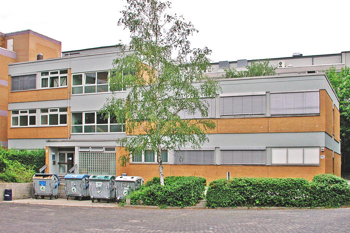 The Research Center of Electron Microskopy