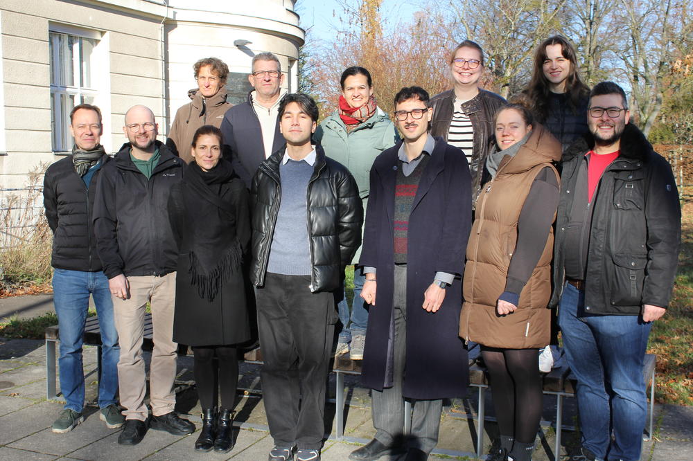 2025_Freund_Lab_group_phto