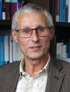 Prof. Dr. Dr. h. c. Matthias Melzig