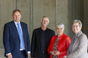 Gäste und Redner*innen: (v.l.n.r.) Prof. Dr. med. Hauke Heekeren, Vizepräsident der FUB; Prof. Dr. Luc De Meester, Direktor Leibniz-IGB; Dr. Ing. Andrea Bör, Kanzlerin der FUB; Dr. Jutta Koch-Unterseher, Leiterin Abteilung Forschung, Senatskanzlei