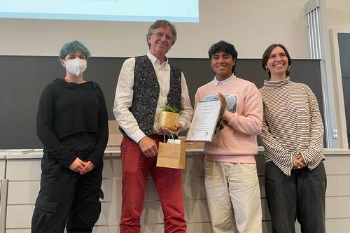 Ehrenpreis der Biologie für Dr. Andreas Reinecke