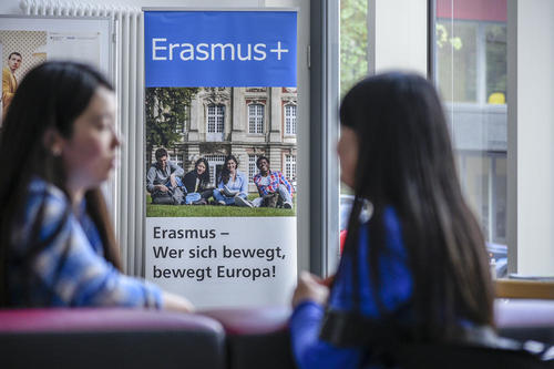 The Department of Biology, Chemistry, Pharmacy has over sixty Erasmus partner universities in Europe.